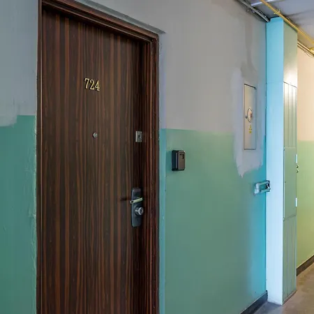 Park Mirowski Homely Apartment Warsaw Exterior photo