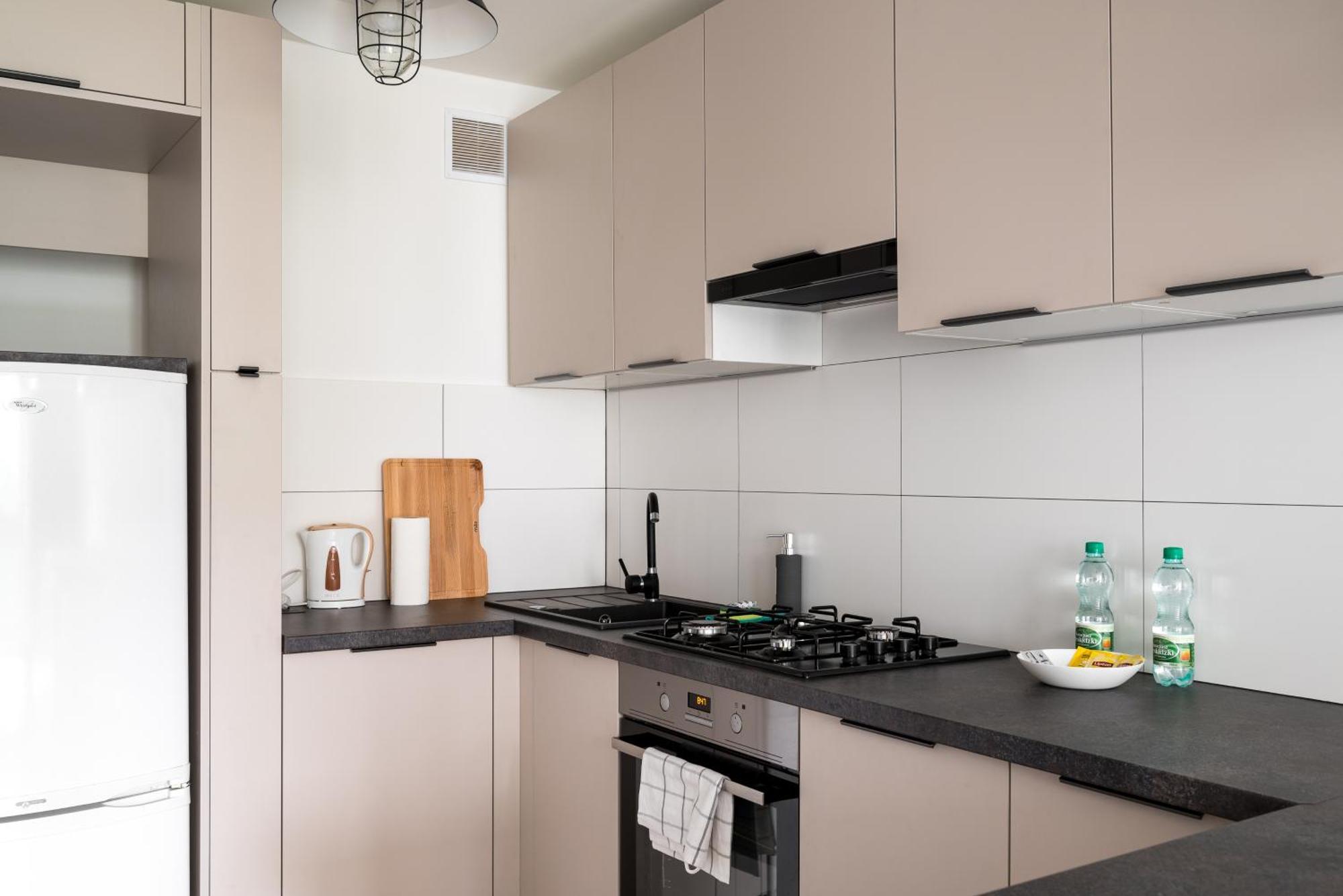 Park Mirowski Homely Apartment Warsaw
